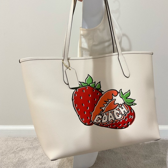 Coach City Tote Bag With Strawberry Graphic $450 RETAIL SOLD OUT - Picture 14 of 16